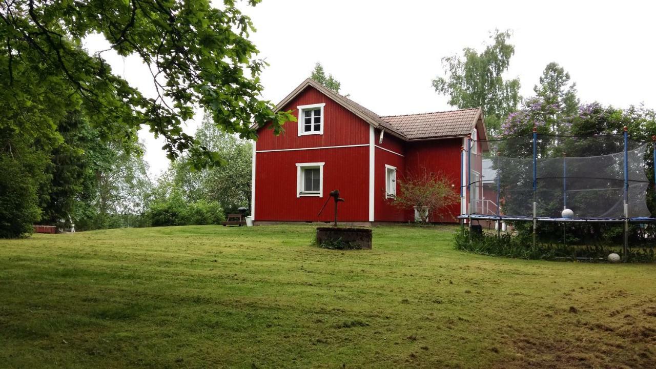 Punavilla Cottage Eura Esterno foto